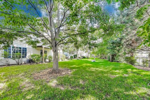 Tiny photo for 2032 Avalon Court, Northbrook, IL 60062 (MLS # 12426367)