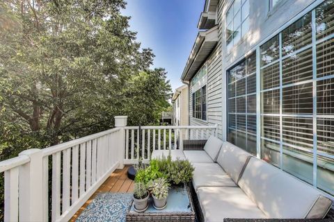 Tiny photo for 2032 Avalon Court, Northbrook, IL 60062 (MLS # 12426367)