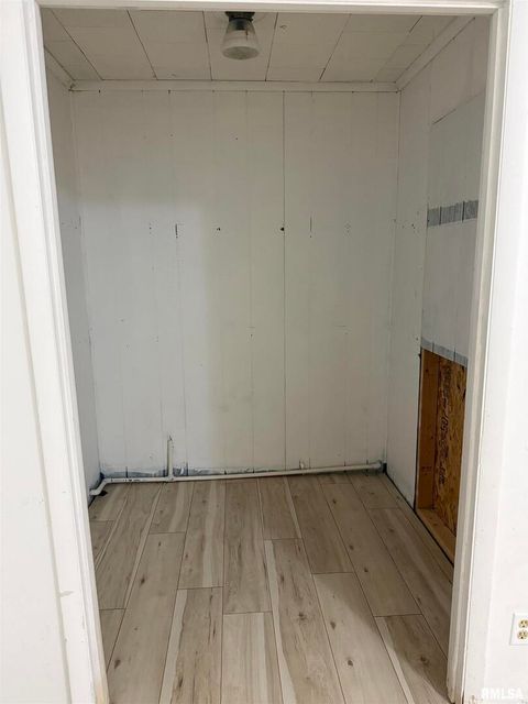 Tiny photo for 808 S VICTOR Street, Christopher, IL 62822 (MLS # QC4268849)