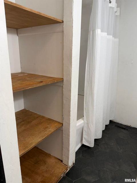 Tiny photo for 808 S VICTOR Street, Christopher, IL 62822 (MLS # QC4268849)