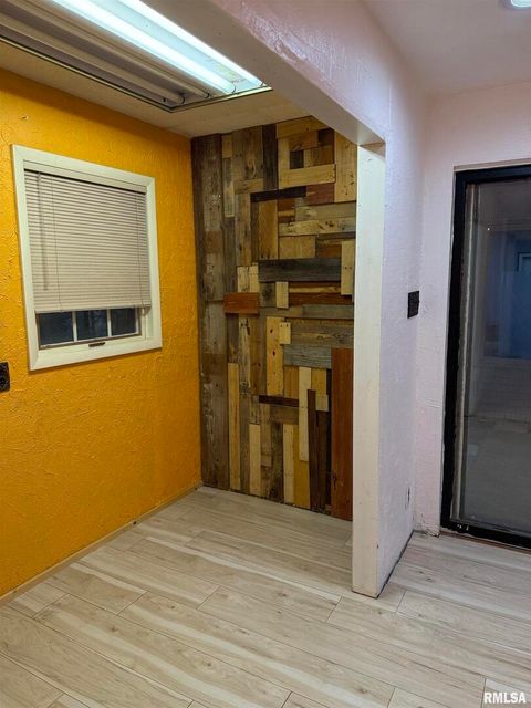 Tiny photo for 808 S VICTOR Street, Christopher, IL 62822 (MLS # QC4268849)