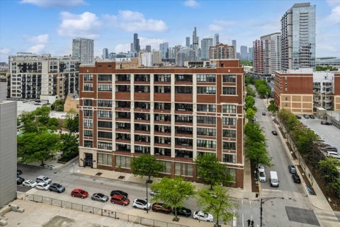 Tiny photo for 320 E 21ST Street #807, Chicago, IL 60616 (MLS # 12754126)