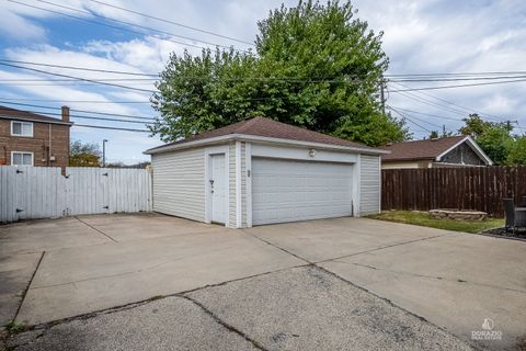Tiny photo for 8738 S Troy Avenue, Evergreen Park, IL 60805 (MLS # 12491907)