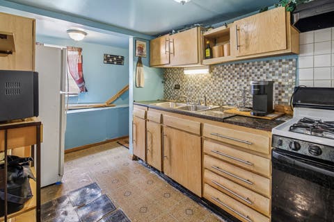 Tiny photo for 2016 N WHIPPLE Street, Chicago, IL 60647 (MLS # 12691821)