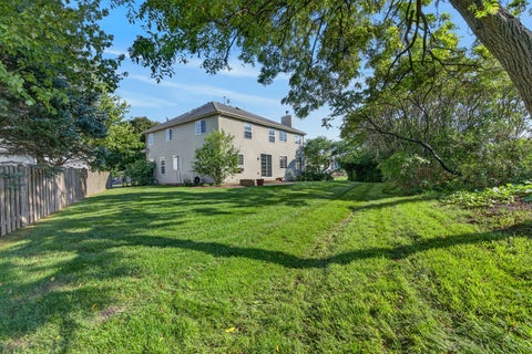 Tiny photo for 2570 N Jade Avenue, Arlington Heights, IL 60004 (MLS # 12754131)