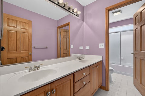 Tiny photo for 2570 N Jade Avenue, Arlington Heights, IL 60004 (MLS # 12754131)