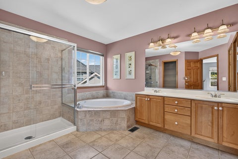 Tiny photo for 2570 N Jade Avenue, Arlington Heights, IL 60004 (MLS # 12754131)
