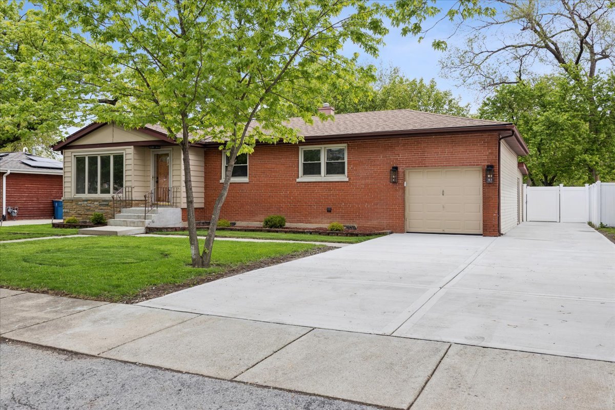 8759 Mobile Avenue