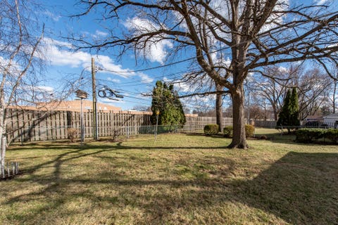 Tiny photo for 400 7th Avenue, Libertyville, IL 60048 (MLS # 12594681)