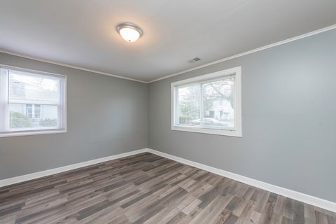 Tiny photo for 400 7th Avenue, Libertyville, IL 60048 (MLS # 12594681)