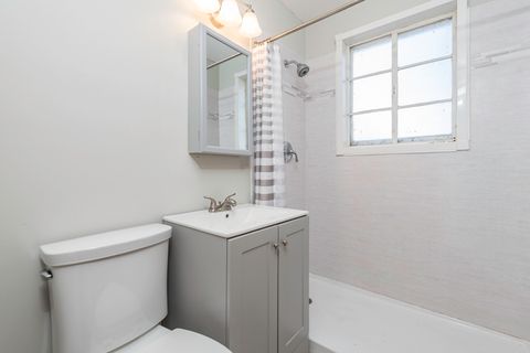 Tiny photo for 400 7th Avenue, Libertyville, IL 60048 (MLS # 12594681)