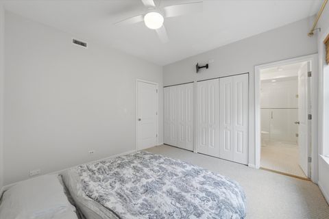 Tiny photo for 4014 N Clarendon Avenue #4S, Chicago, IL 60613 (MLS # 12565335)