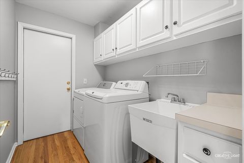 Tiny photo for 1310 N Carlton Avenue, Wheaton, IL 60187 (MLS # 12568067)