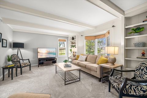 Tiny photo for 1310 N Carlton Avenue, Wheaton, IL 60187 (MLS # 12568067)