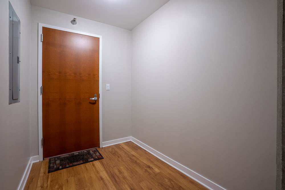 235 W Van Buren Street 3807