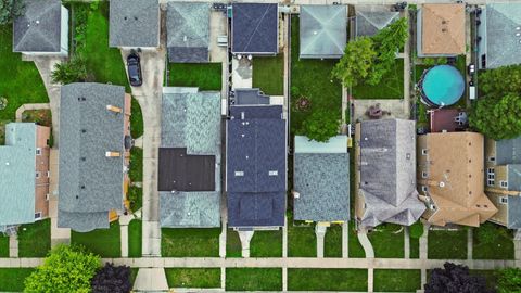 Tiny photo for 3715 Euclid Avenue, Berwyn, IL 60402 (MLS # 12489905)