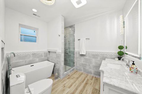 Tiny photo for 3715 Euclid Avenue, Berwyn, IL 60402 (MLS # 12489905)