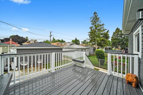 Tiny photo for 3715 Euclid Avenue, Berwyn, IL 60402 (MLS # 12489905)