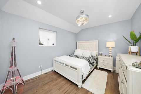 Tiny photo for 3715 Euclid Avenue, Berwyn, IL 60402 (MLS # 12489905)