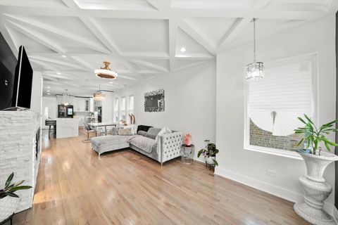 Tiny photo for 3715 Euclid Avenue, Berwyn, IL 60402 (MLS # 12489905)