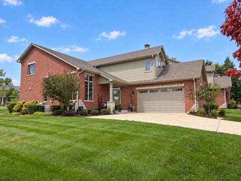 Tiny photo for 9243 Cloister Court, Frankfort, IL 60423 (MLS # 12776202)