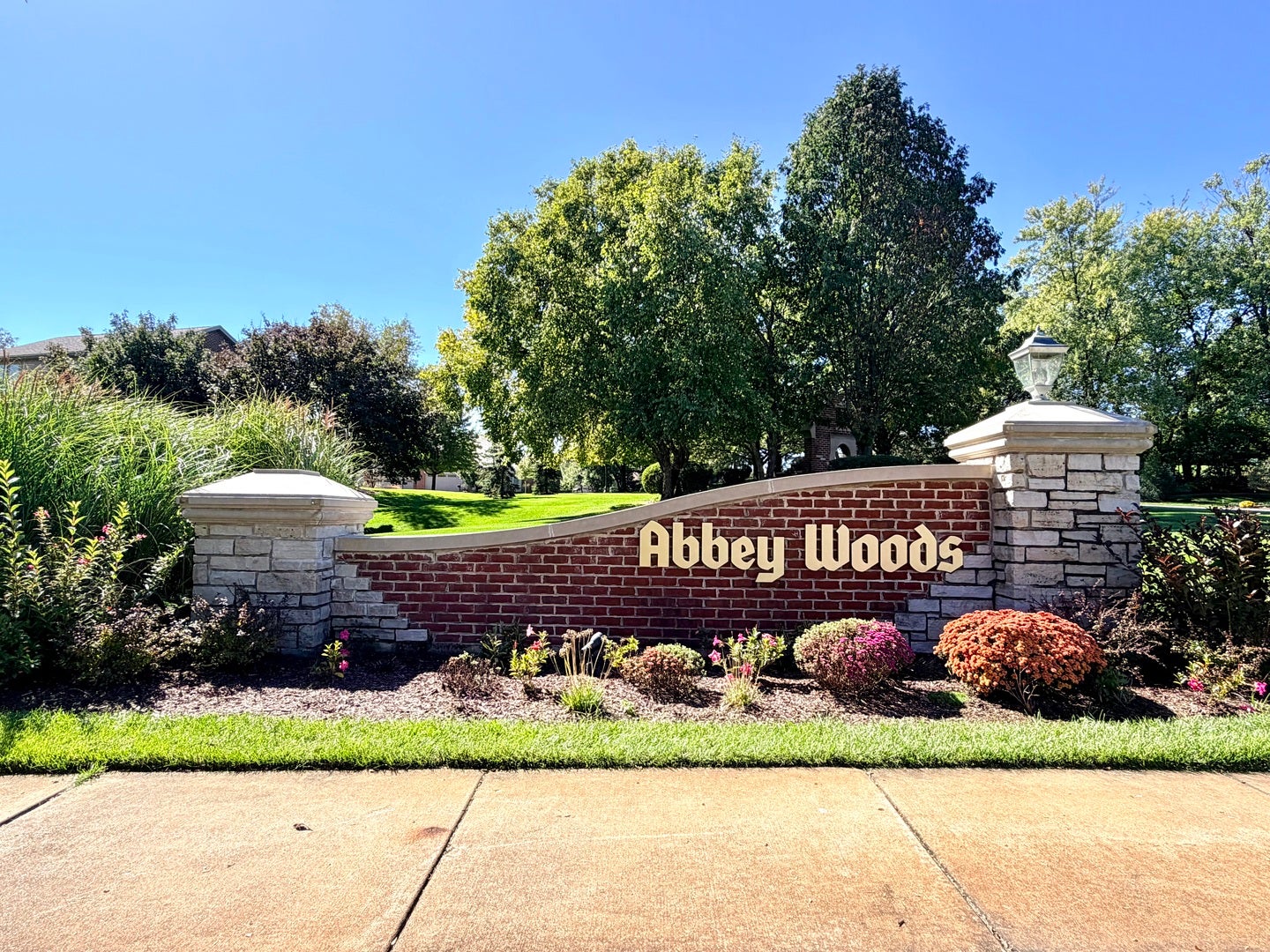 9243 Cloister Court