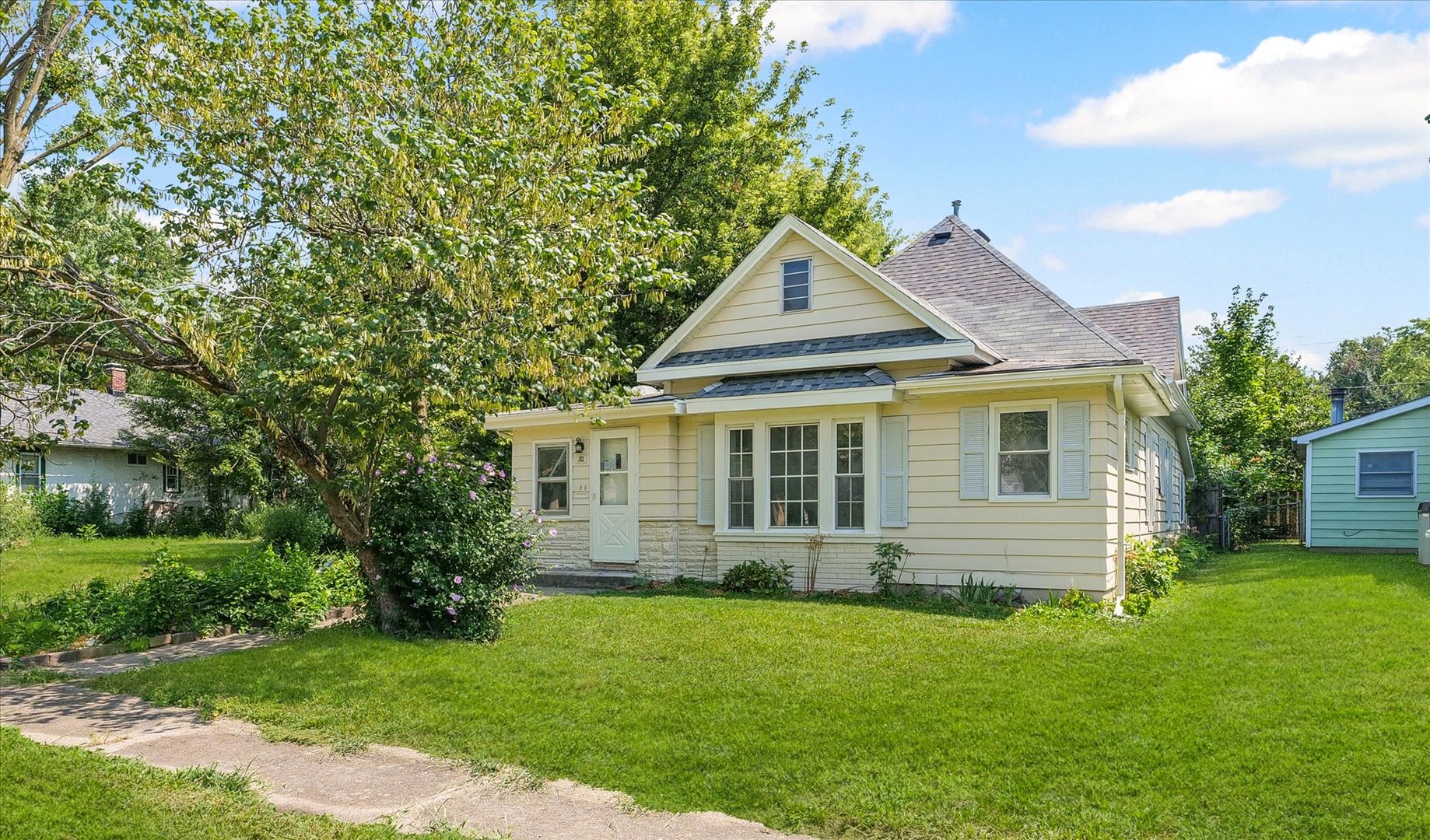 33 S STATE Street
