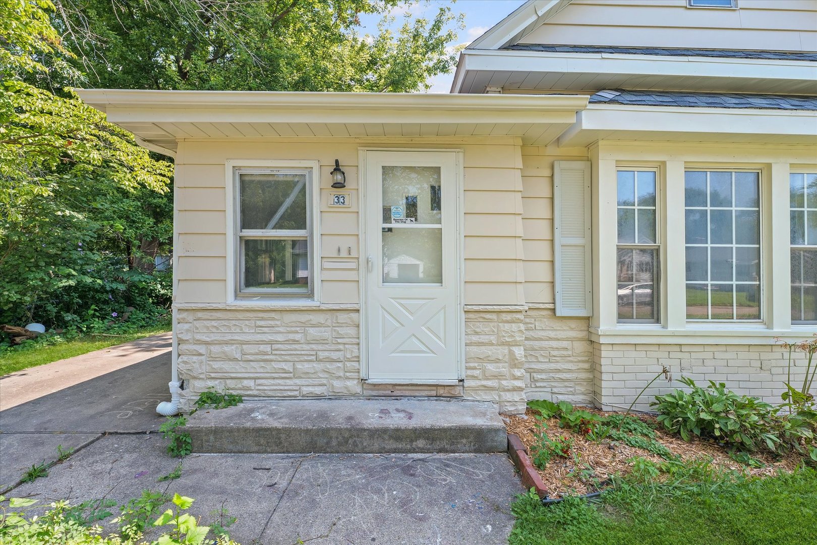 33 S STATE Street