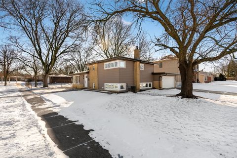 608 N Eastman Drive Mount Prospect IL 60056