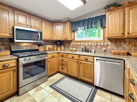 Tiny photo for 1616 Golfview Circle, Rantoul, IL 61866 (MLS # 12652681)