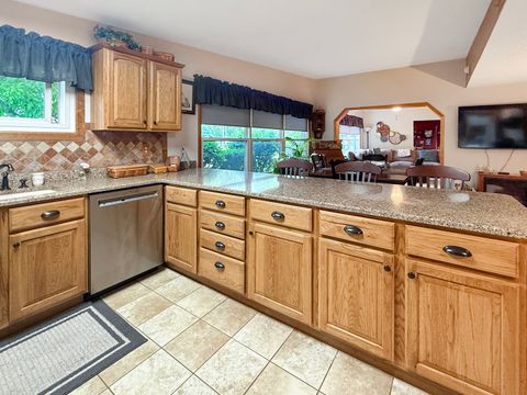 Tiny photo for 1616 Golfview Circle, Rantoul, IL 61866 (MLS # 12652681)