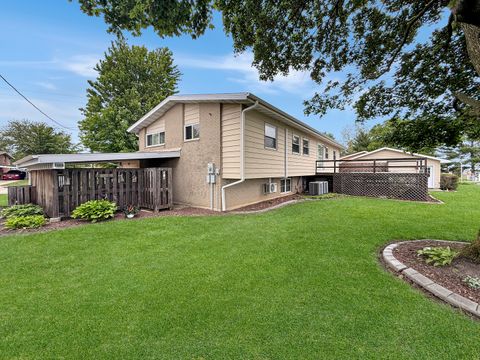 Tiny photo for 1616 Golfview Circle, Rantoul, IL 61866 (MLS # 12652681)