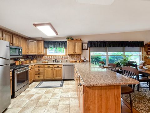 Tiny photo for 1616 Golfview Circle, Rantoul, IL 61866 (MLS # 12652681)