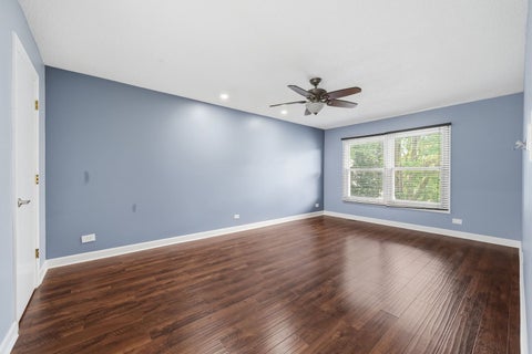 Tiny photo for 15348 Meadow Court #D, Oak Forest, IL 60452 (MLS # 12670179)