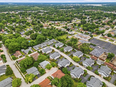 Tiny photo for 15348 Meadow Court #D, Oak Forest, IL 60452 (MLS # 12670179)