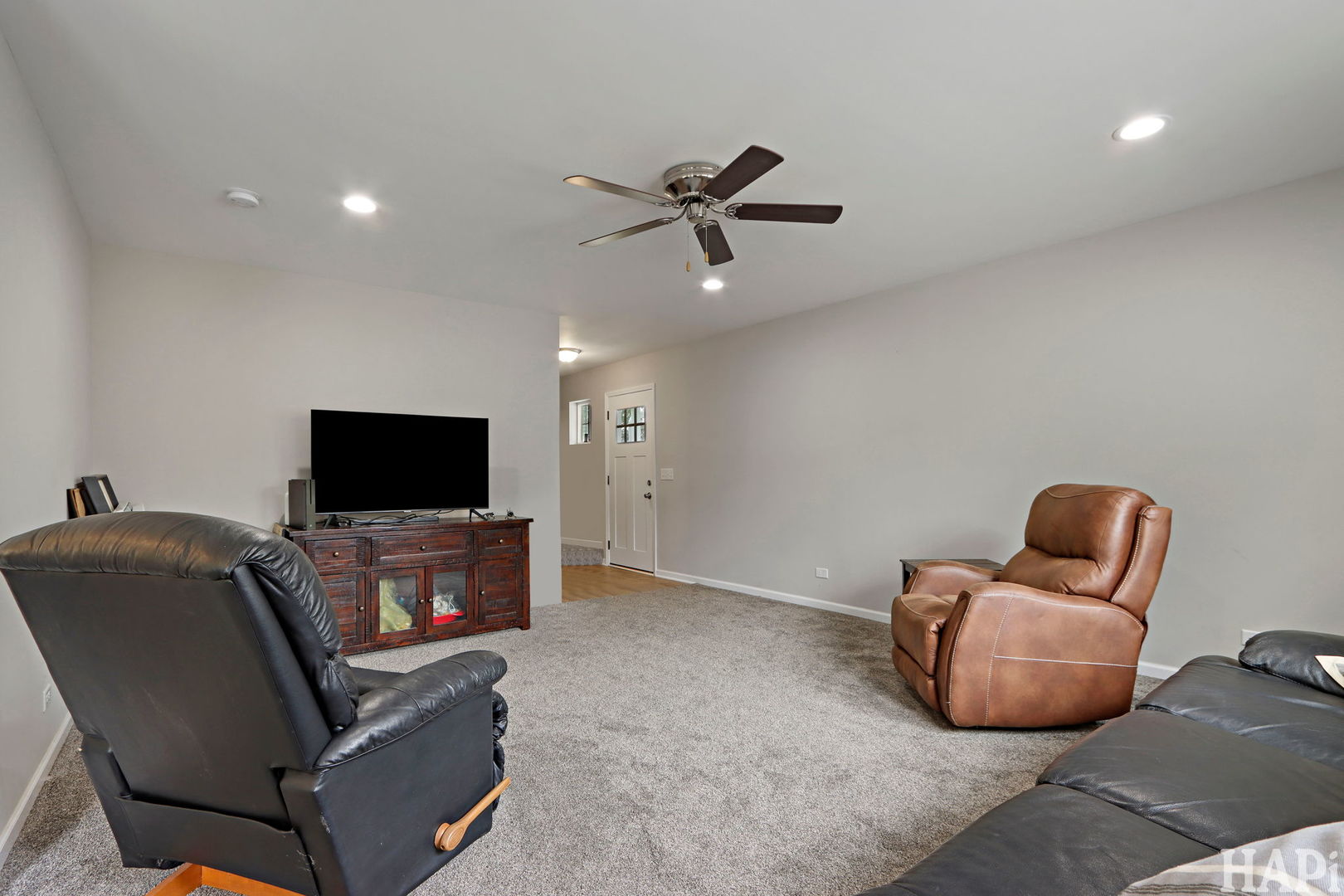 16 Elm Avenue