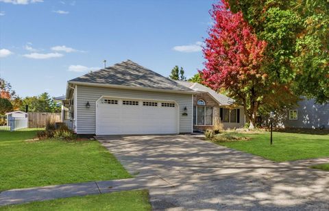 Tiny photo for 2707 Cherry Hills Drive, Champaign, IL 61822 (MLS # 12515017)