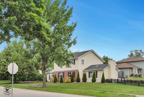 Tiny photo for 8348 Adbeth Avenue, Woodridge, IL 60517 (MLS # 12708366)