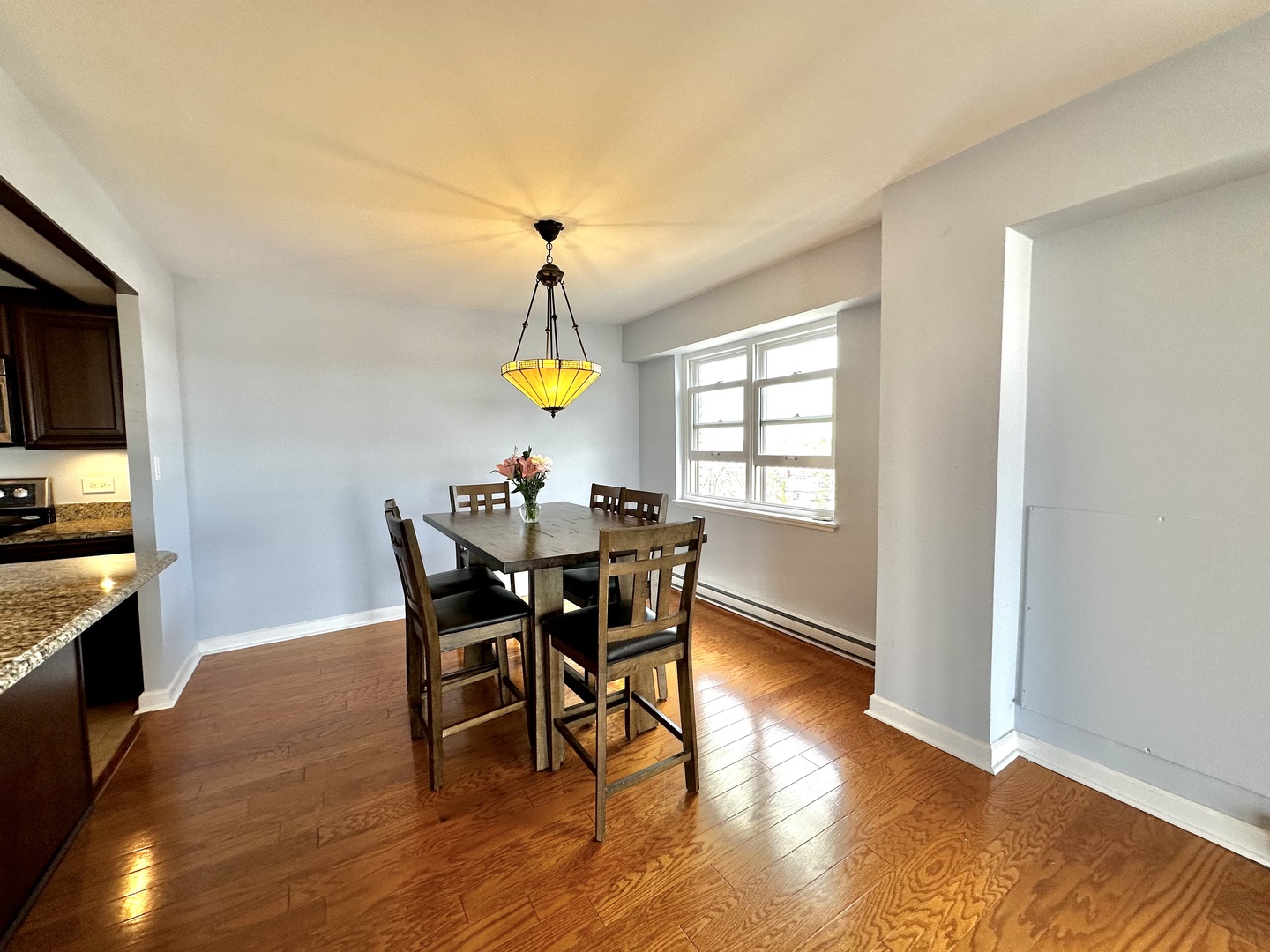 141 N La Grange Road 702