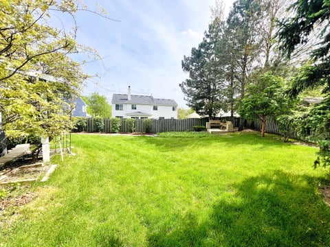 Tiny photo for 416 PTARMIGAN Place, Lindenhurst, IL 60046 (MLS # 12676248)