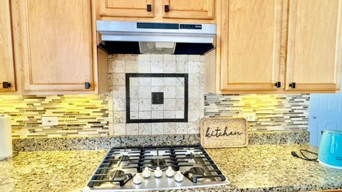 Tiny photo for 416 PTARMIGAN Place, Lindenhurst, IL 60046 (MLS # 12676248)