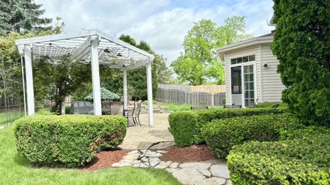 Tiny photo for 416 PTARMIGAN Place, Lindenhurst, IL 60046 (MLS # 12676248)