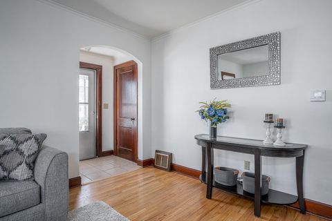 Tiny photo for 2308 Wilkes Avenue, Davenport, IA 52804 (MLS # 100000280)