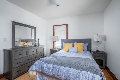 Tiny photo for 2308 Wilkes Avenue, Davenport, IA 52804 (MLS # 100000280)