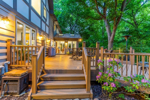 Tiny photo for 28588 N Tanglewood Court, Libertyville, IL 60048 (MLS # 12664338)