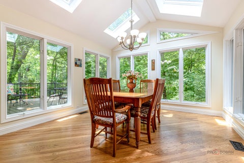 Tiny photo for 28588 N Tanglewood Court, Libertyville, IL 60048 (MLS # 12664338)