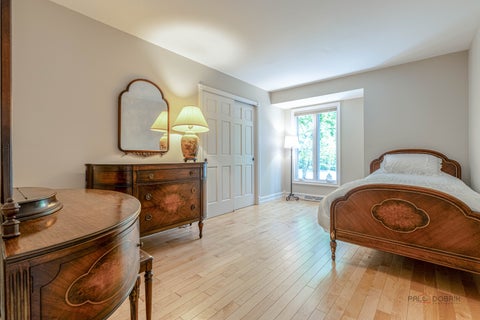 Tiny photo for 28588 N Tanglewood Court, Libertyville, IL 60048 (MLS # 12664338)