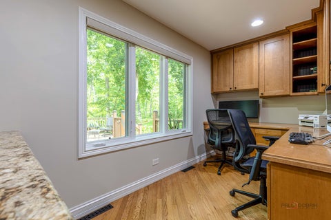 Tiny photo for 28588 N Tanglewood Court, Libertyville, IL 60048 (MLS # 12664338)