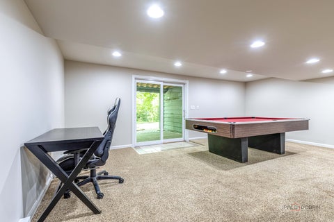 Tiny photo for 28588 N Tanglewood Court, Libertyville, IL 60048 (MLS # 12664338)