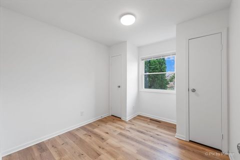 Tiny photo for Crystal Lake, IL 60014 (MLS # 12603291)